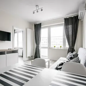 Apartament Centrum żurawia Warszawa